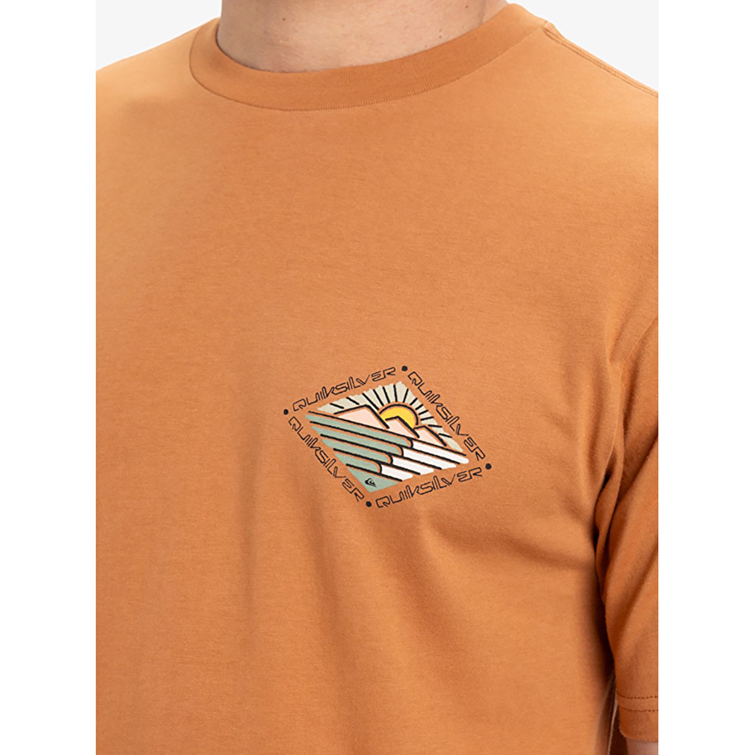 Quiksilver Evo Future Islands Erkek Kısa Kollu T-Shirt