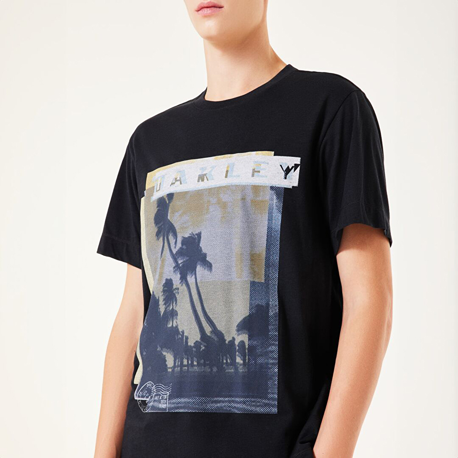 Oakley Palm Erkek Kısa Kollu T-Shirt