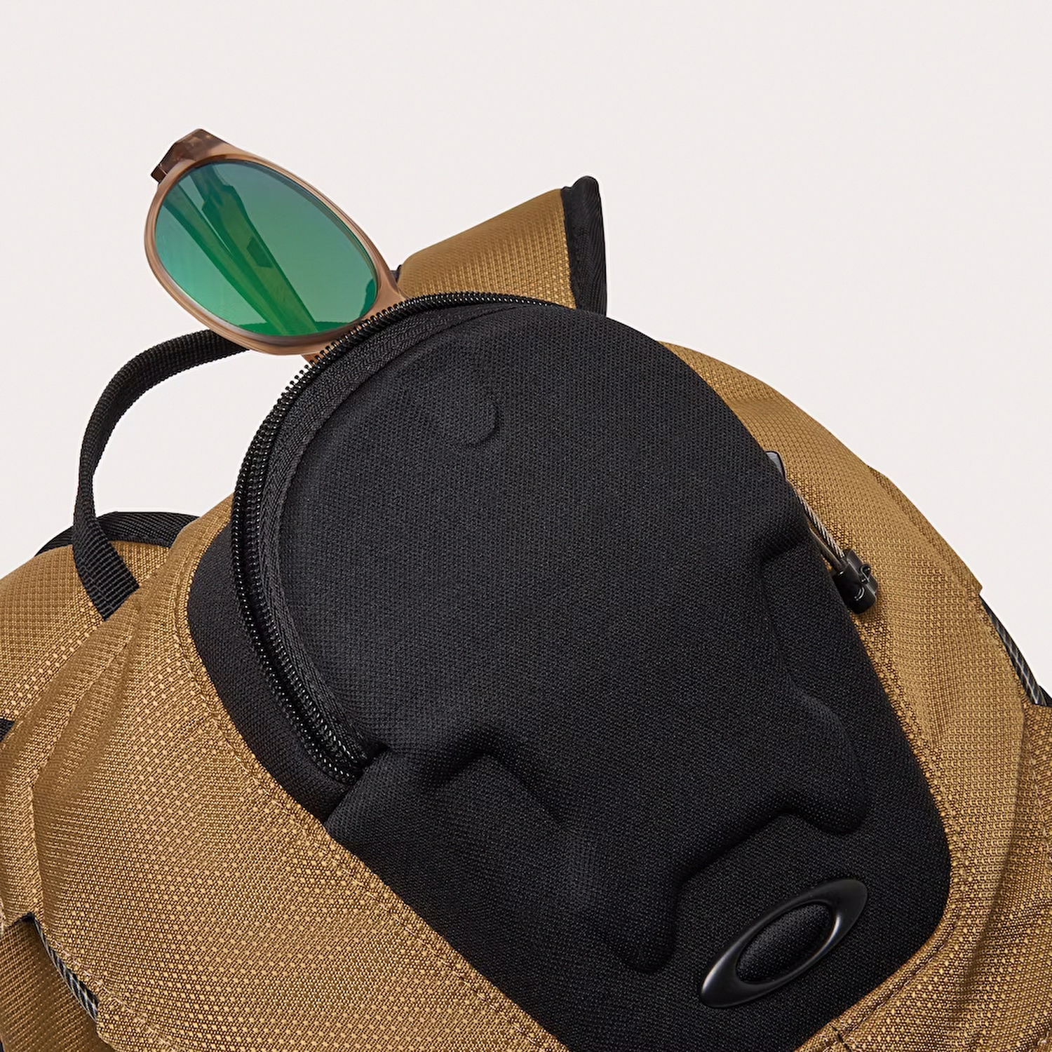 Oakley Bathroom Sink RC Sırt Çantası
