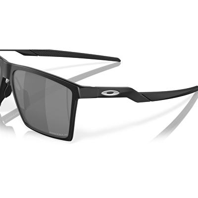 Oakley Futurity Sun Erkek Güneş Gözlüğü