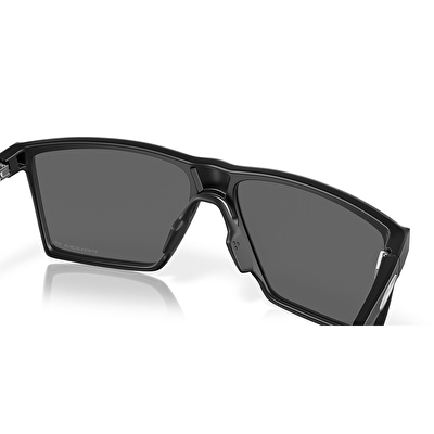 Oakley Futurity Sun Erkek Güneş Gözlüğü