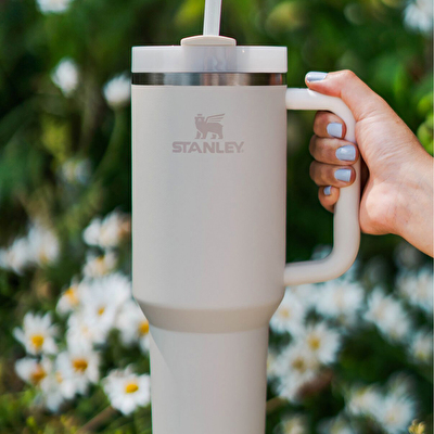 Stanley 1.18L The Quencher H2O Flowstate Pipetli Termos Bardak