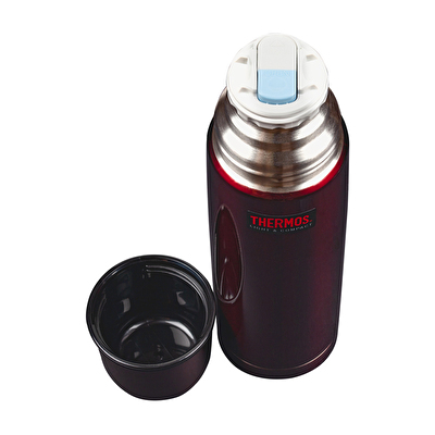 Thermos 0.75L Light And Compact Termos