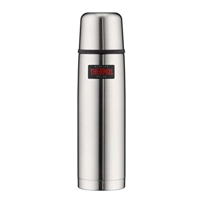 Thermos 0.75L Light And Compact Termos
