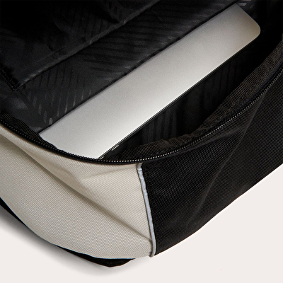 Oakley Enduro 20L 3.0 Sırt Çantası