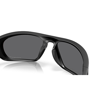 Oakley Lateralis Erkek Güneş Gözlüğü