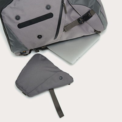 Oakley Latitude Flex Sırt Çantası